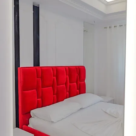 New * Sarandë